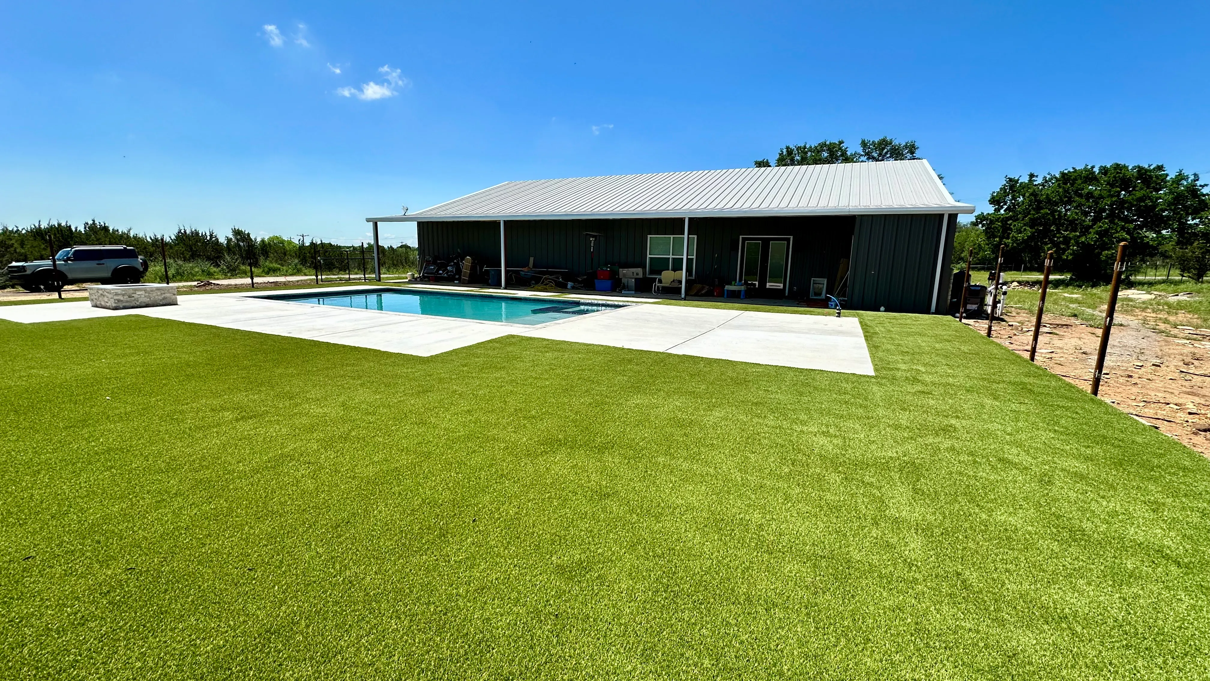 Bearcat Turf & Outdoors artificial turf install photo