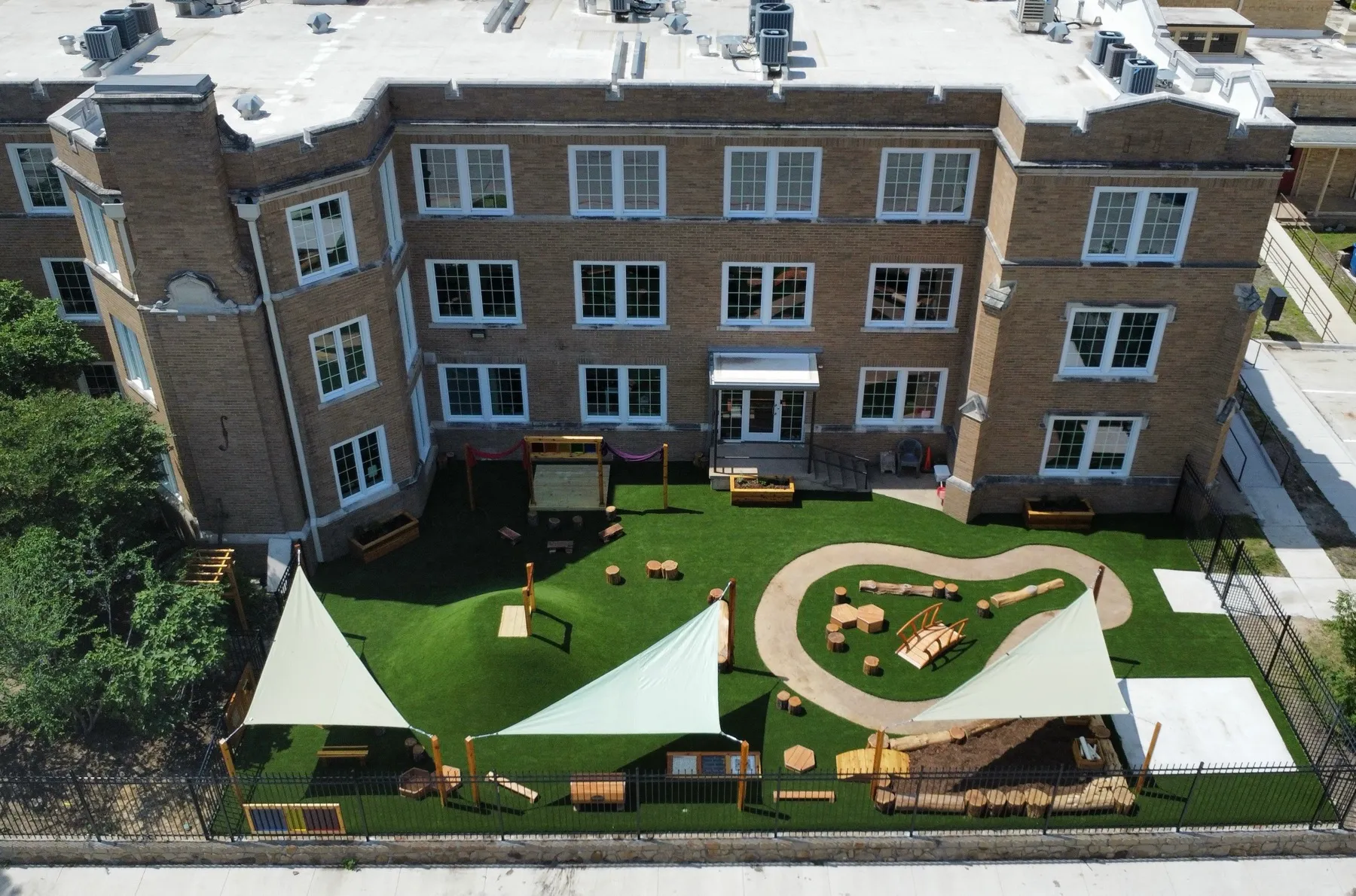 Bearcat Turf artificial turf install photo