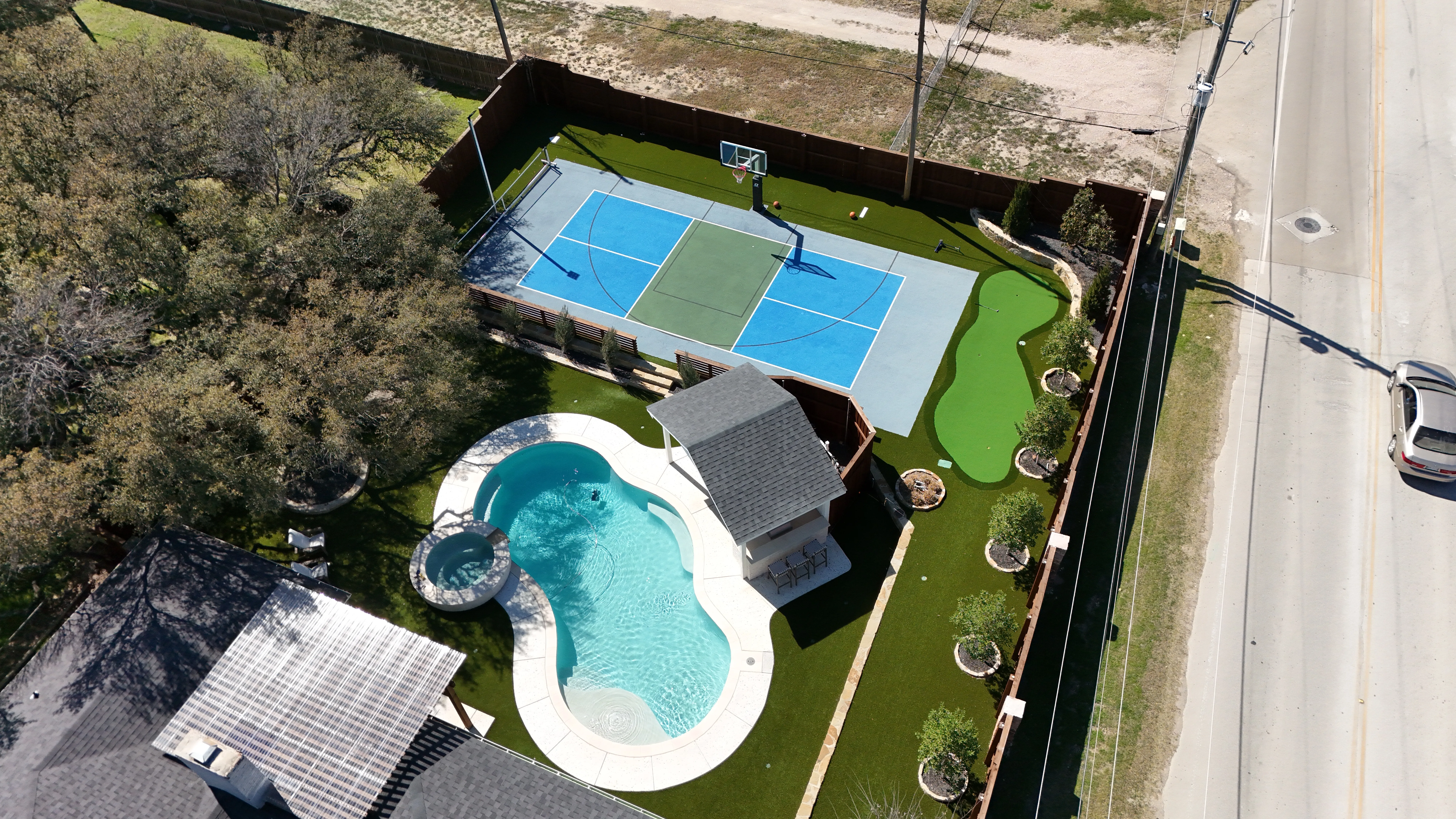Aledo Airbnb-Ready Backyard — 3,000 SF Turf + Putting Green