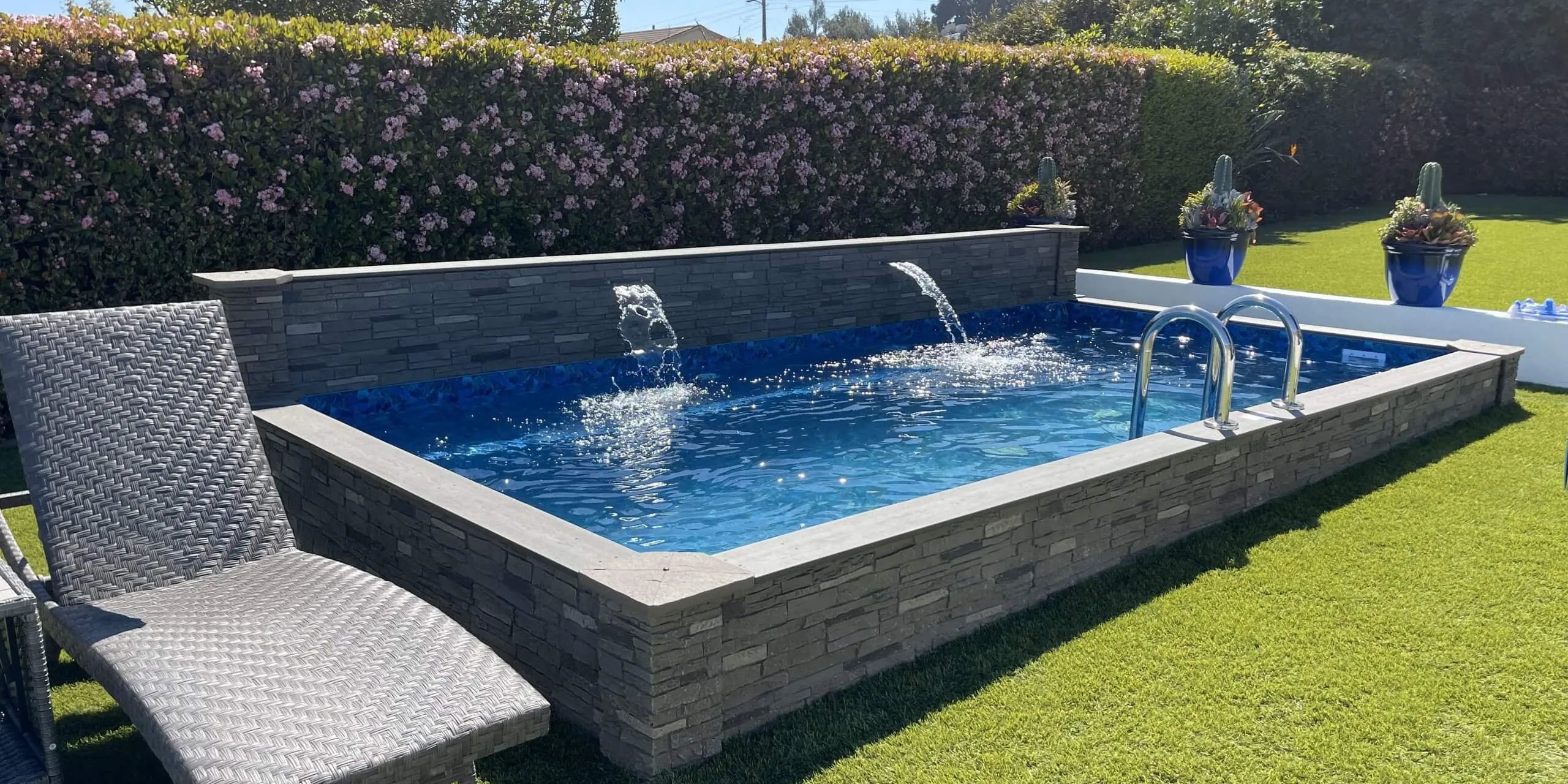 Panoramic backyard with Plungie as the focal feature